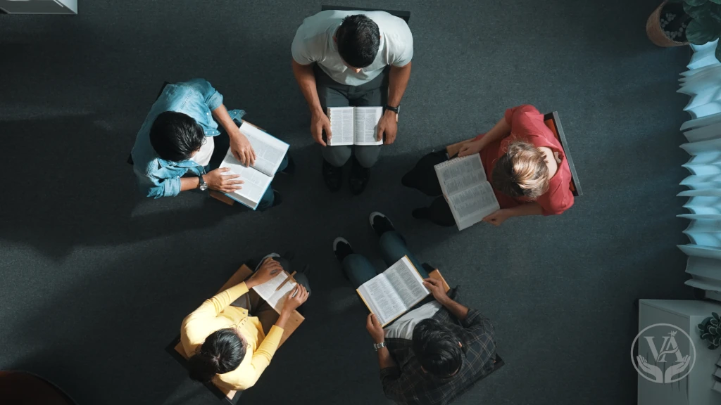 Uma igreja verdadeira de Cristo é aquela onde o Evangelho da Cruz é o centro. É uma comunidade de pecadores remidos que, maravilhados pelo que Deus fez por eles enquanto ainda eram rebeldes, agora vivem para obedecê-Lo, conhecê-Lo e servir ao próximo.